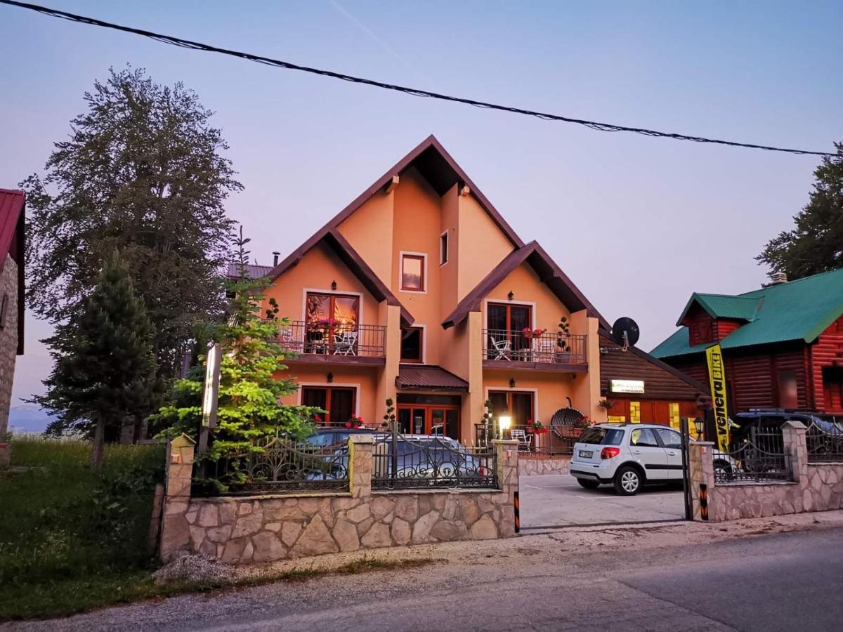 Gorska Vila Apartments Žabljak Esterno foto